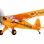 Avion RC cu telecomanda SKYLARK, Gyroscop care stabilizeaza zborul, Lungime 46 cm, Anvergura 65 cm, 2.4Ghz, 5 canale, Flip 360, RTF, 14+