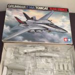 Kit de construit avion Fighter-Bomber Grumman F-14A Tomcat "Black Knights" 1:32 - imagine 3